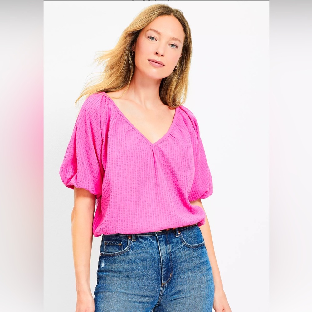 NWT Loft Seersucker Bubble Hem Top Size Large